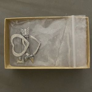 Arrow Through Heart shield piercing jewelry for 🍒 - new, never used